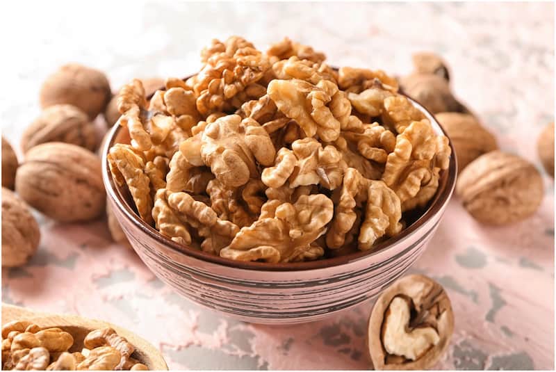 مغز گردو فسنجانی با چربی طبیعی و طعم دلپذیر